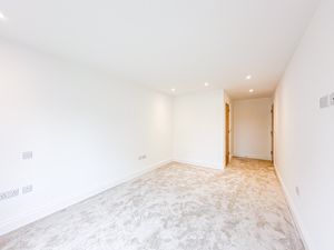 Photo 13- click for photo gallery